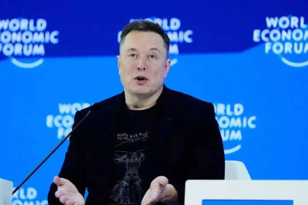 Larry Fink ends WEF in Davos with a quote from Elon Musk: It is better to be an optimist and wrong, than being …