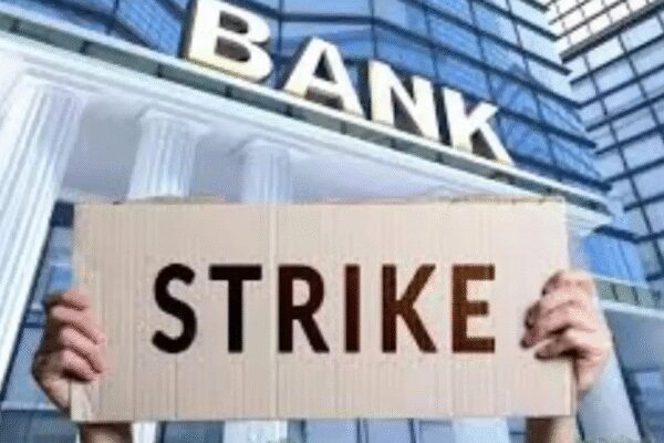 Will banks work on Tuesday? Public sector banking ops likely to be hit as unions strike for 5-day week