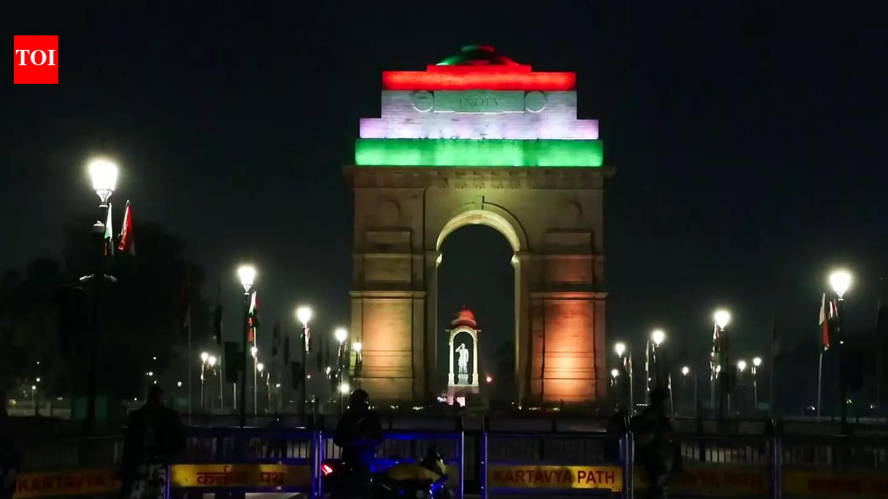 Coldest Republic Day in 5 years, rain likely today | India News