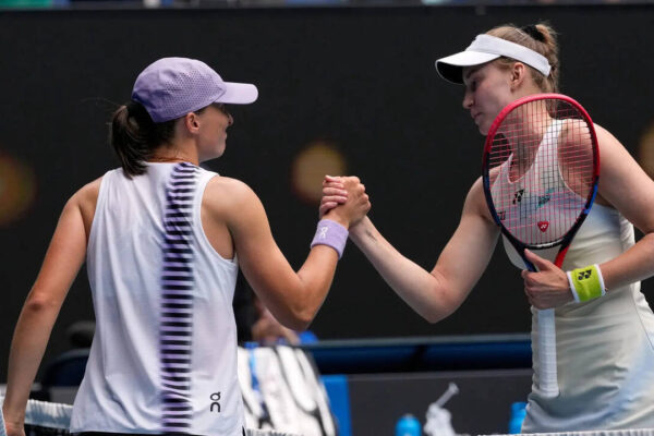 Elena Rybakina defeats Iga Swiatek to book Australian Open semi-final spot | Tennis News