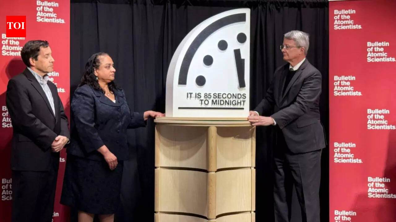 Scientists move Doomsday Clock to 85 seconds before midnight: Are humans near extinction