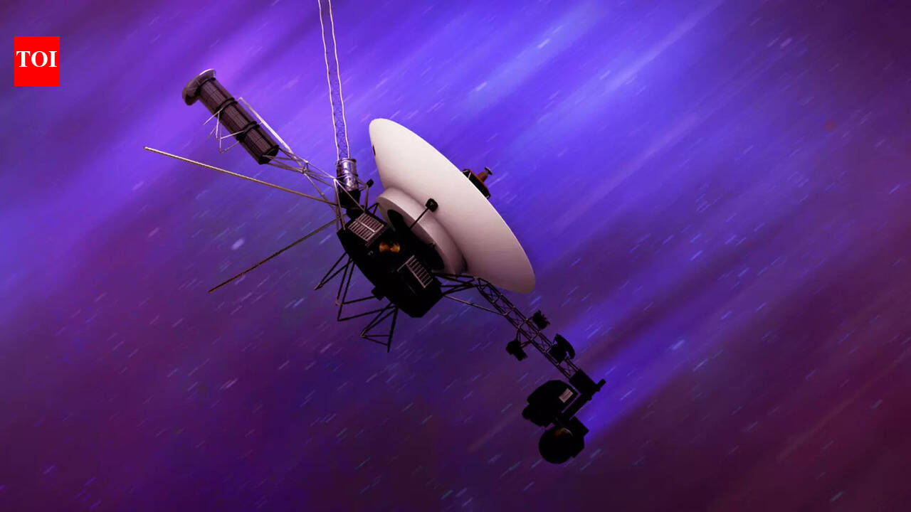 Voyager 1 will be one light-day from Earth by the end 2026