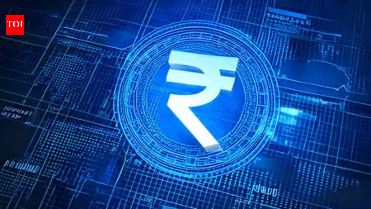 Rupee returns to red! Currency falls to 92 per US Dollar