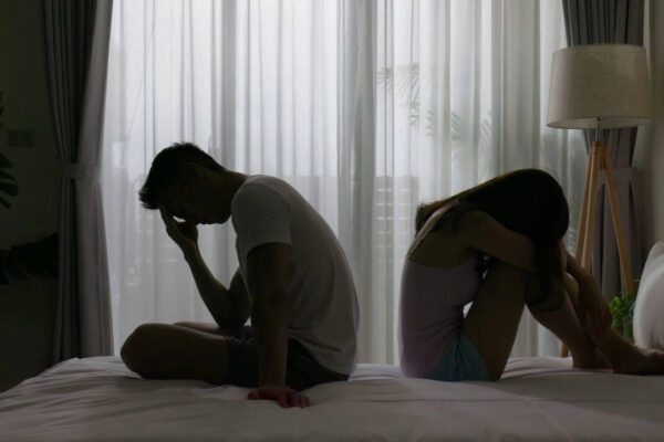 Keeping these 4 things in the bedroom can lead to relationship conflicts |