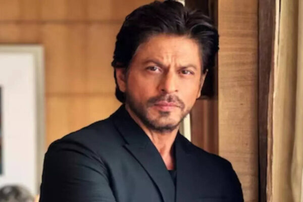 Shah Rukh Khan’s stylish Rs 14 lakh handbag steals attention at the airport- Watch video |
