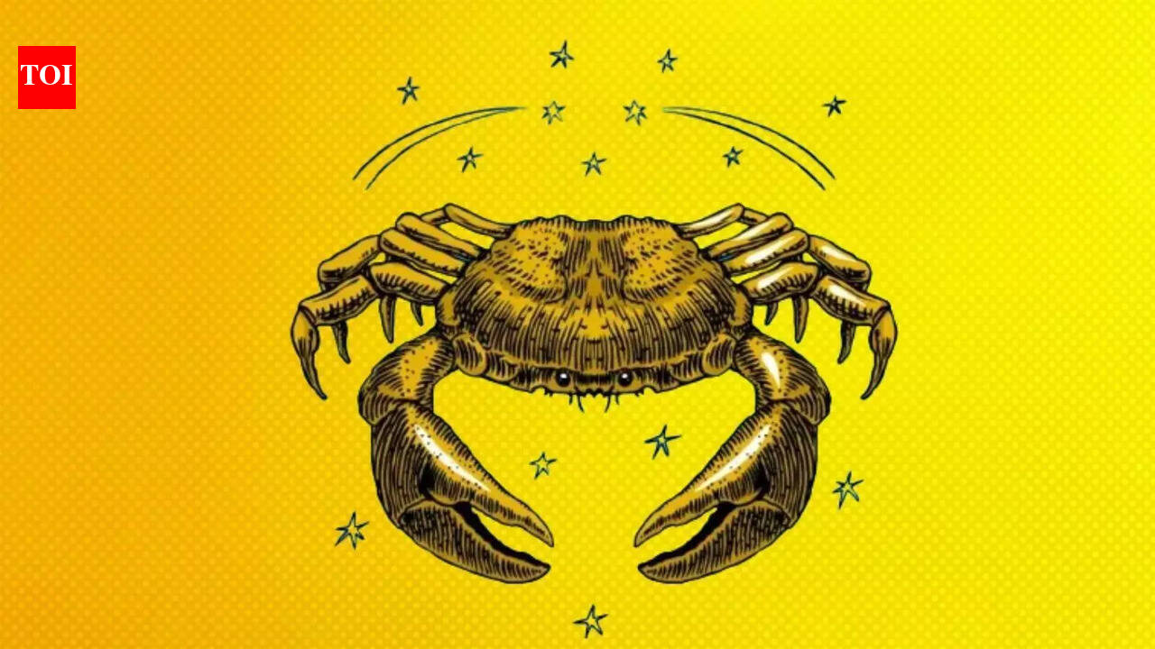 Cancer February 2026 Horoscope Predictions: Saturn challenges your patience; hold steady