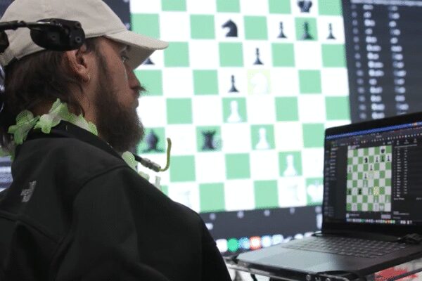 This shouldn’t be real: Paralysed patients play video games just by thinking after Neuralink transplant
