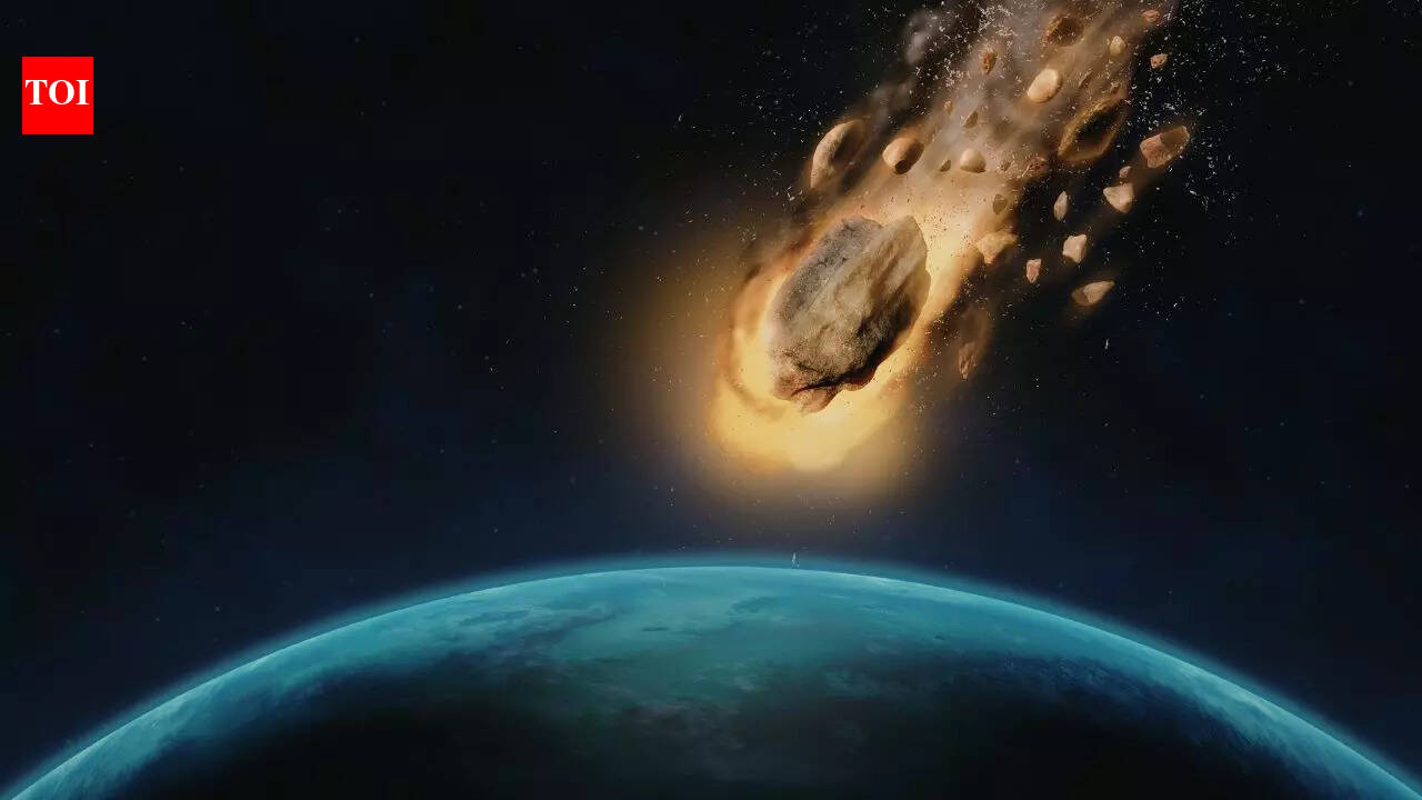 Scientists warn: A giant asteroid 2024 YR4 could hit the Moon in 2032 and send fireballs toward Earth, risking satellite damage