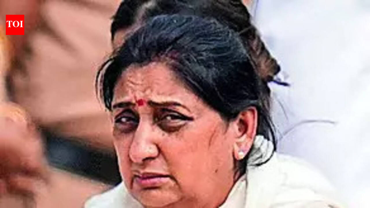 Sunetra seen as ideal choice as she could provide a smooth transition | India News