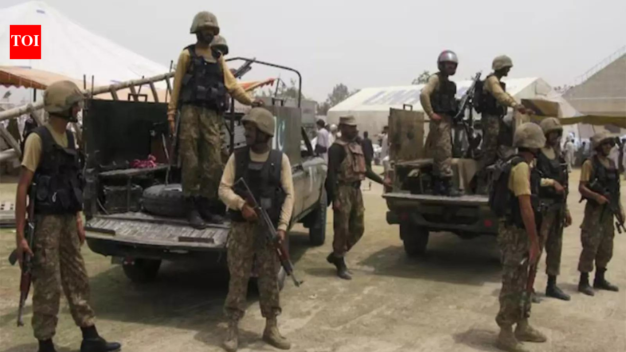 BLA launches ‘coordinated’ attacks across 5 Balochistan districts; four policemen killed