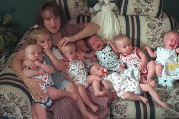 The McCaughey septuplets: The world’s first seven babies born together; where are they now? |