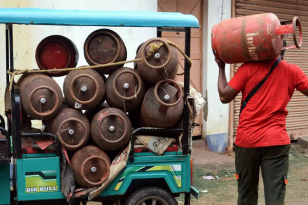 LPG gas prices go up: Commercial cylinder to cost Rs 49 more from February 1