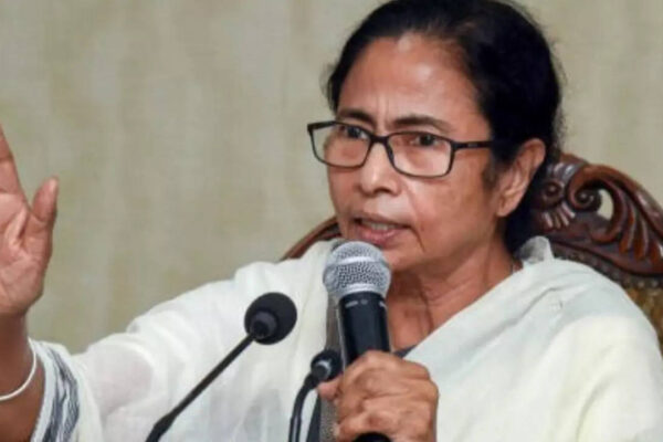 ‘Arrogant, liar’: Mamata attacks EC chief after SIR meet, asks why Bengal being targeted