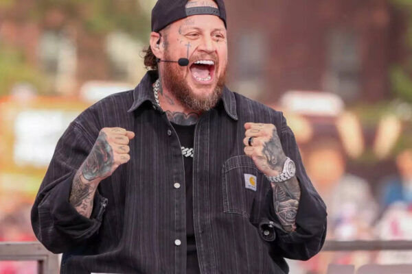 Jelly Roll opens up about his weight loss journey, compares food addiction to past cocaine addiction