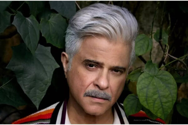 Anil Kapoor flaunts striking grey-haired look; Riteish Deshmukh showers praise, calls it ‘Mind-Blowing’