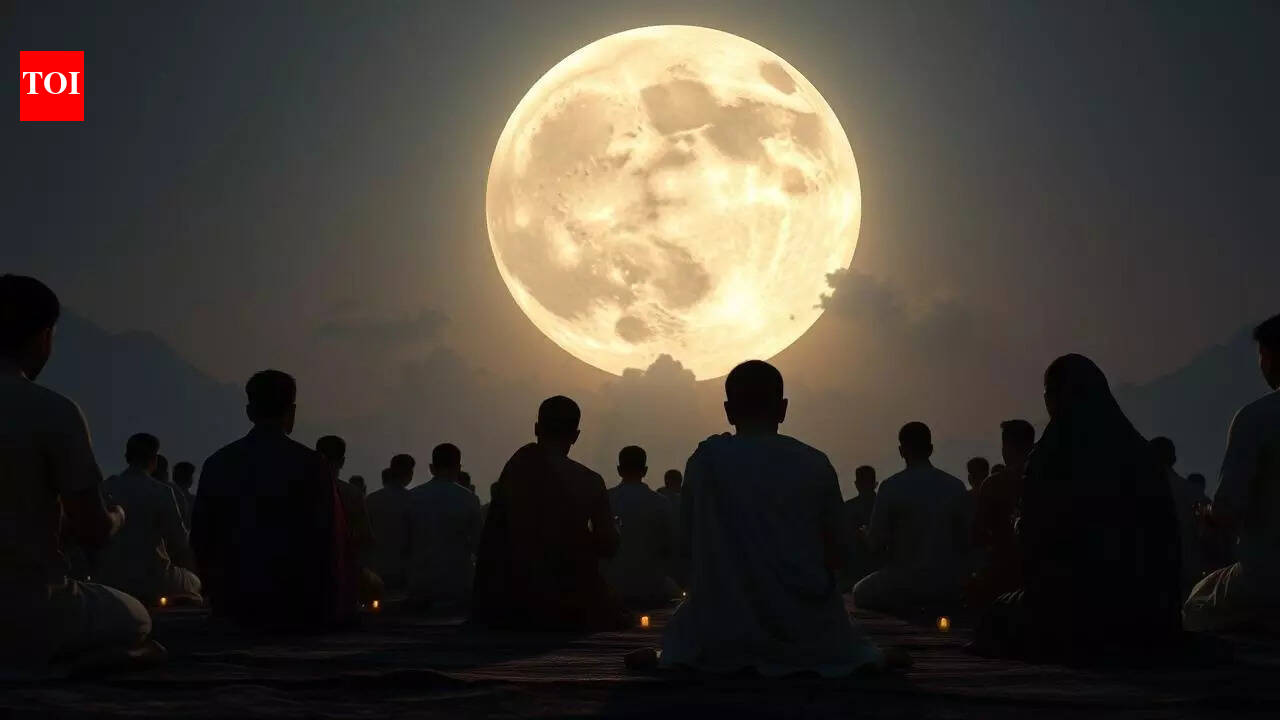 Moon Phase Today (February 4, 2026): Daily Affirmations and Manifestation Guide and For All Zodiac Signs