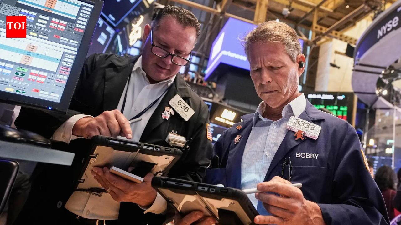 US markets today: Wall street opens mixed as tech stocks weigh; gold climbs back above ,000 per ounce