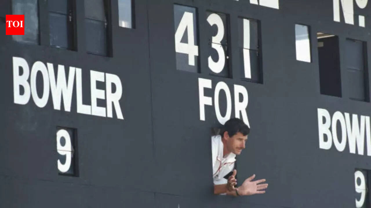 Not Dennis Lillee or Malcolm Marshall: When Richard Hadlee bowled Sanjay Manjrekar to become first bowler to take 400 Test wickets