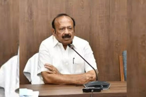 Panneerselvam sparks row with ‘North Indians clean tables’ in Tamil Nadu remark; BJP hits back