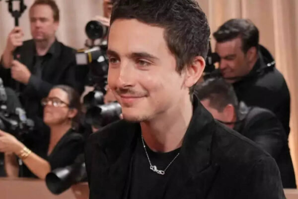 Timothee Chalamet SPOTTED with mystery woman in Paris; sparks CHEATING rumours amid Kylie Jenner wedding buzz