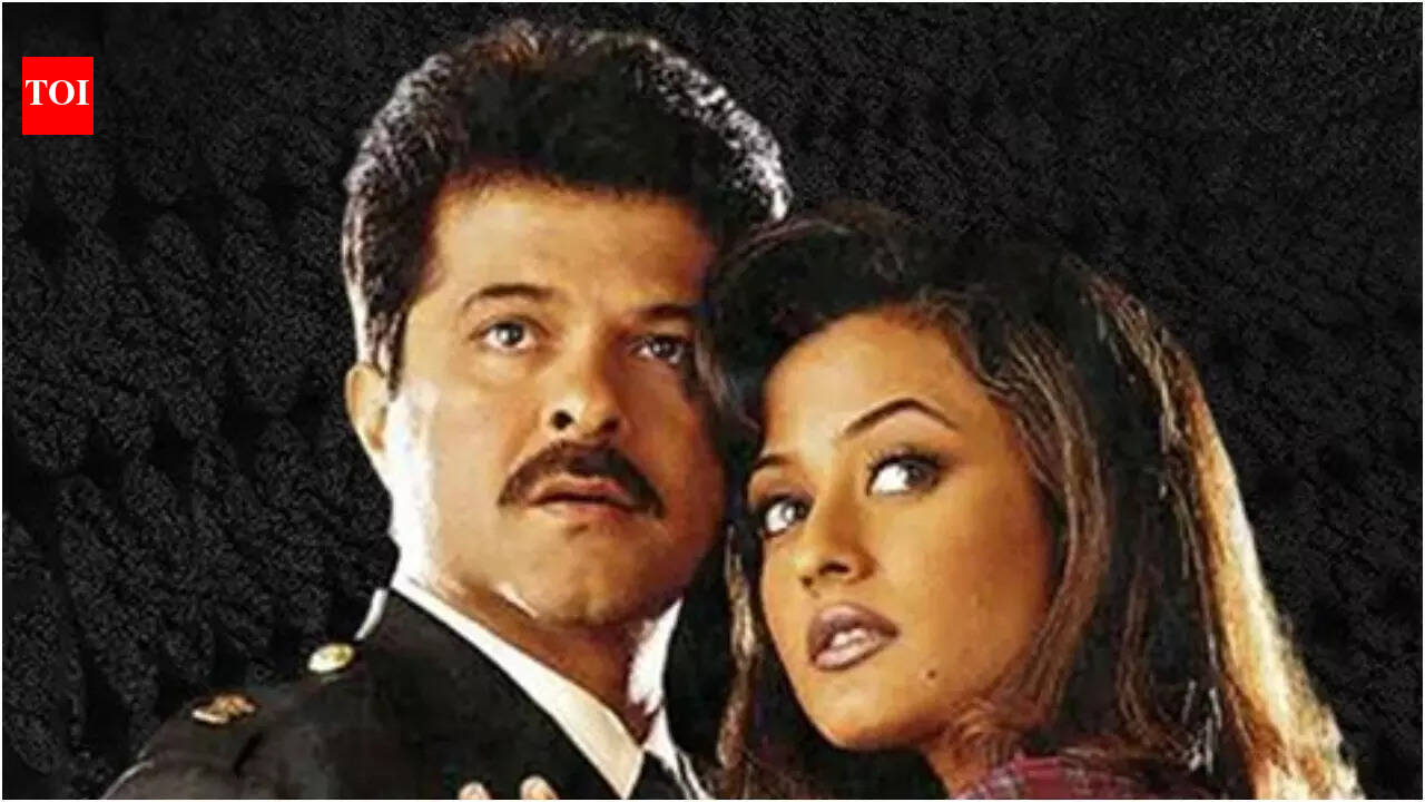 Anil Kapoor apologizes to fan after he missed to tag the singers in ‘Pukar’ post; ‘I am sorry, I will repost it with both their names’