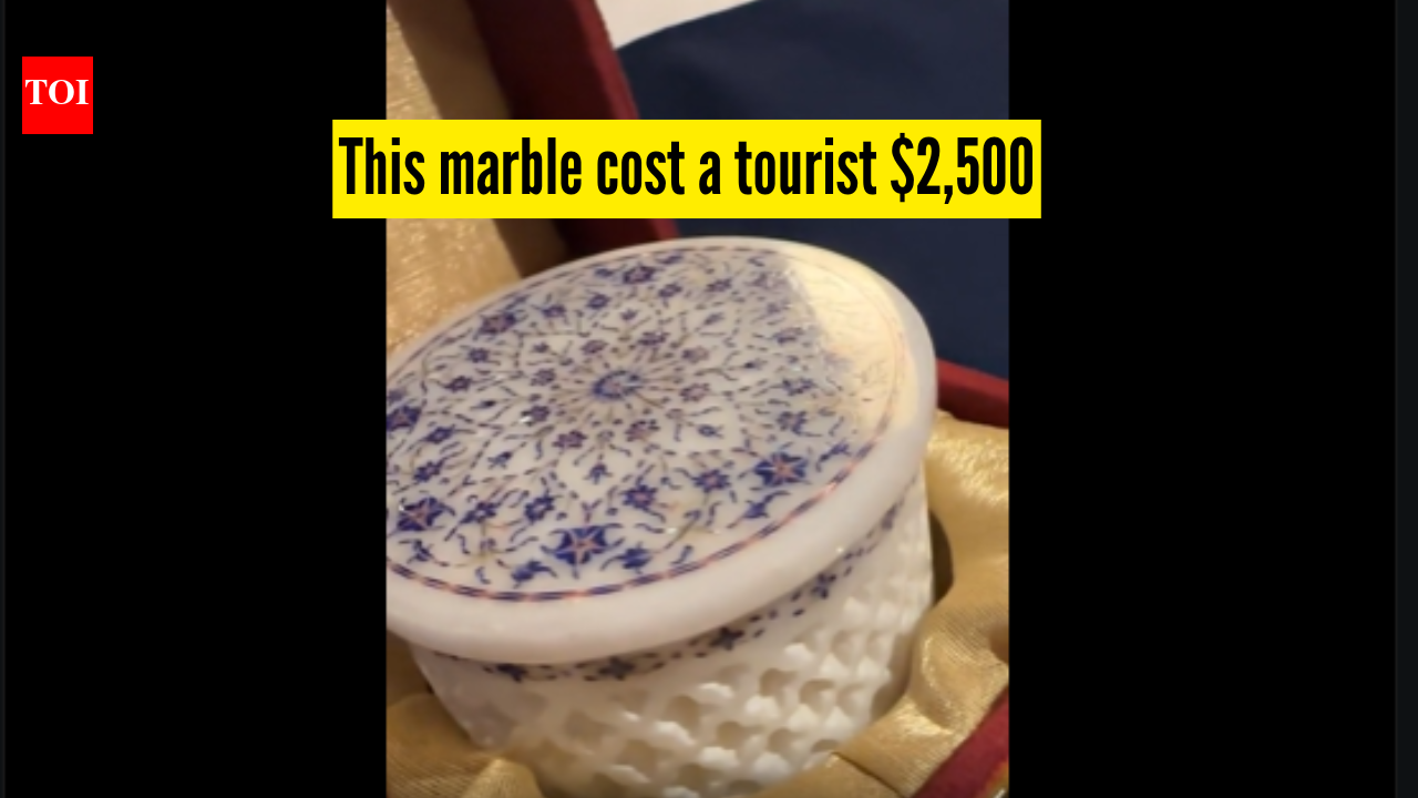 “Was I scammed?” Tourist asks after buying a small marble souvenir in Agra for ,500; sparks scam debate |
