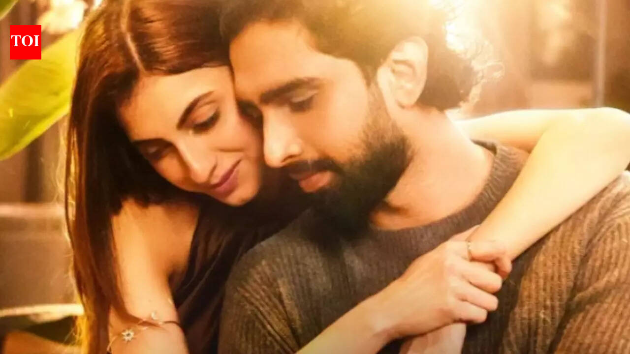 Amaal Mallik and Farrhana Bhatt unveil first look of ‘Yahin Guzaar Doon’; fans say ‘Chemistry’s lit’