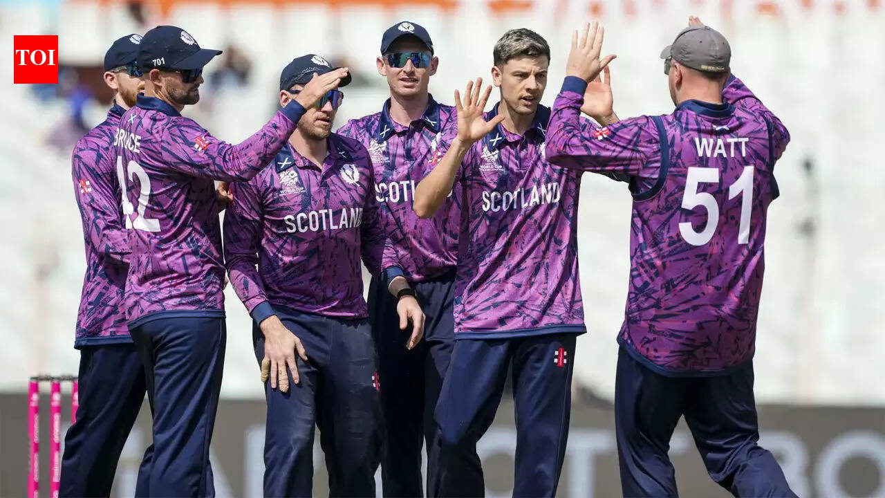 Scotland crash Italy’s T20 World Cup party with emphatic win
