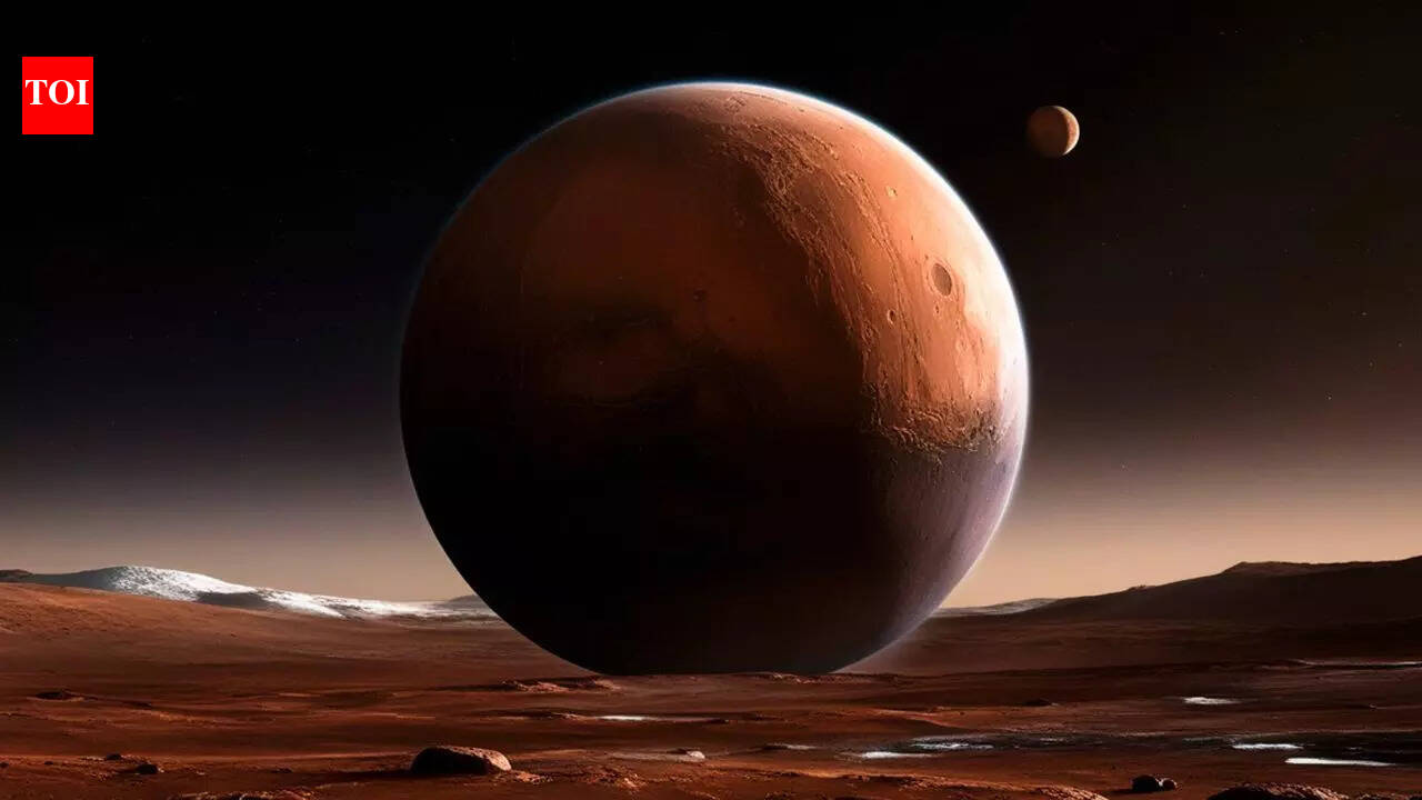 How did Mars lose so much of its water? Rare dust storms may hold the answer