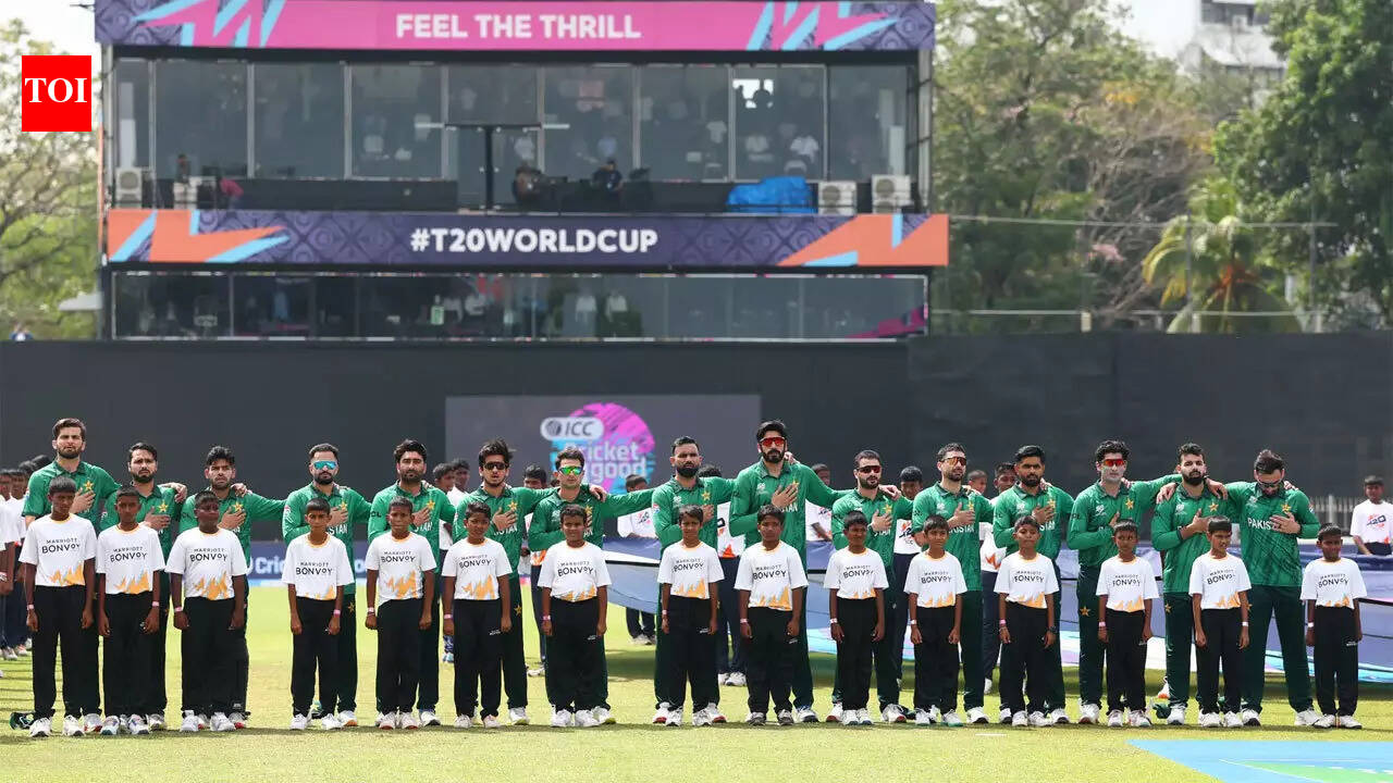 Pakistan in big danger? Ex-Pak star guarantees ‘US will beat Pakistan again’ – WATCH