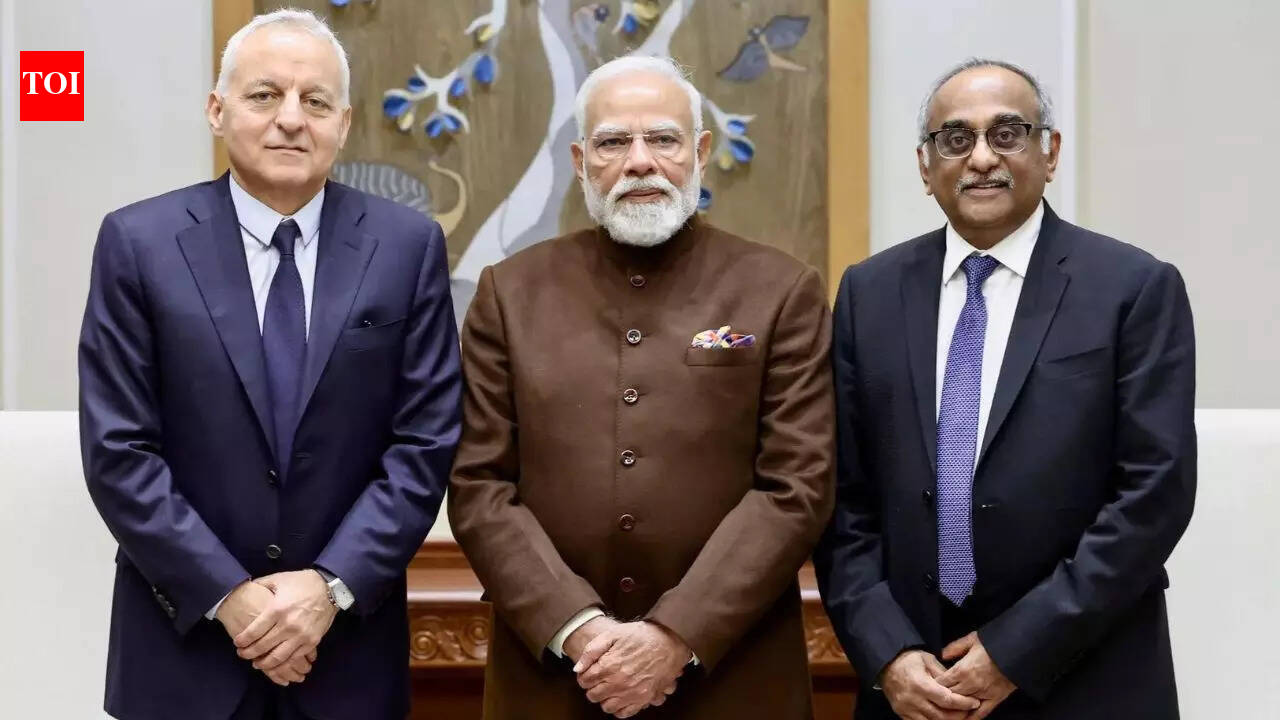 Viksit Bharat: Rolls Royce CEO meets PM Modi