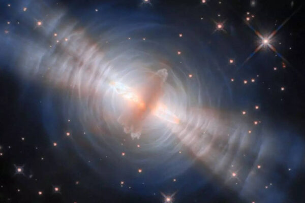 NASA Hubble Space Telescope captures rare view of dying star 1,000 light-years away in the Egg Nebula