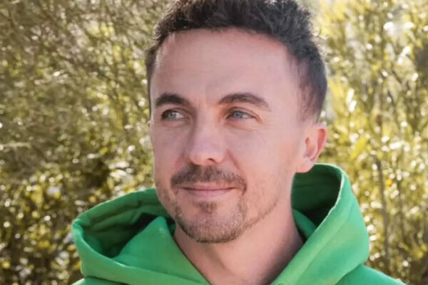 Frankie Muniz shares talking to race car driver Dale Earnhardt on the day he passed away – ‘He was extremely friendly to me’