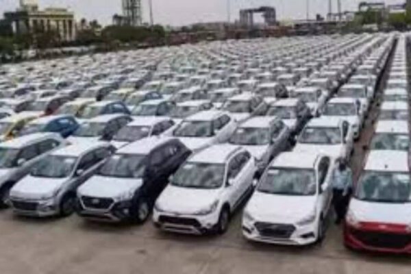 Passenger vehicle dispatches up 13% on GST reforms, price cut