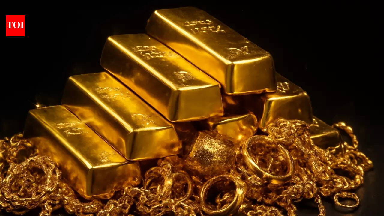 Gold tops investment choices among young Indians, survey finds