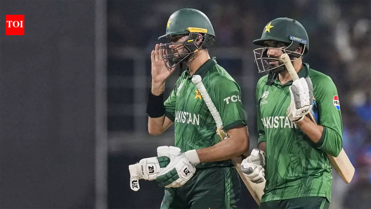 Awkward scenes in Colombo: Shaheen Afridi and Usman Tariq stand still as Team India snubs handshake – WATCH