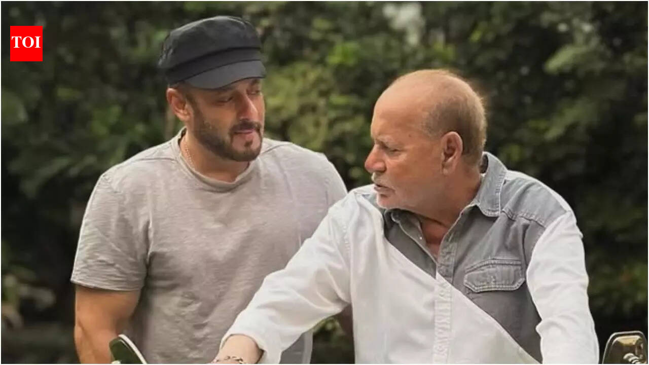 Salim Khan hospitalised: Salman Khan spotted at Lilavati- Check video